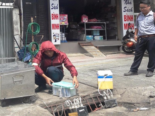 Lần đầu đo mùi cống thối trên đường phố Sài Gòn