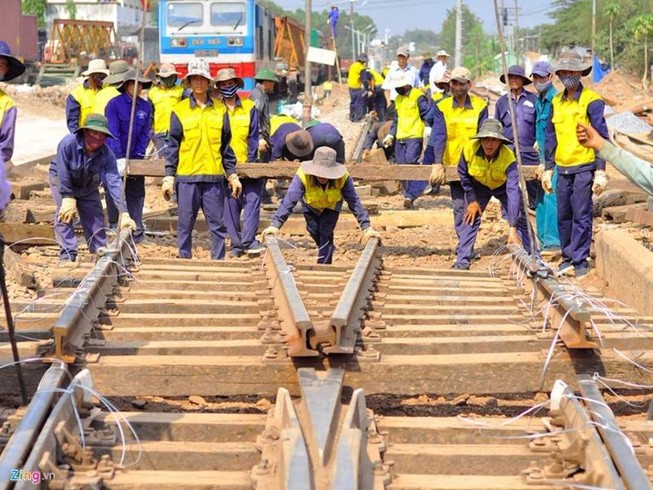 Xáo xào vì tin 'lương ngành đường sắt 8,2 triệu/tháng'