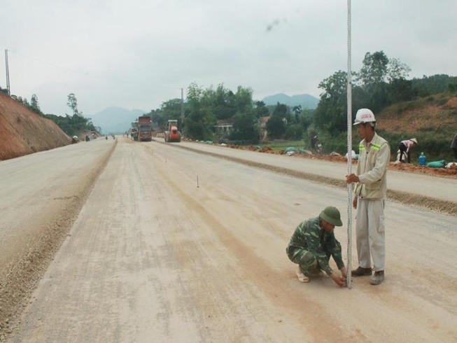 Xử lý trách nhiệm đối với các nhà thầu chậm giải ngân vốn