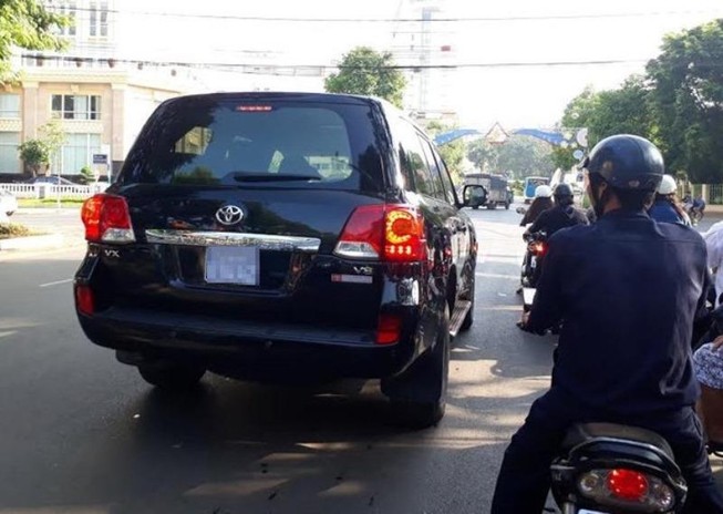 Cao Bằng nói về việc doanh nghiệp tặng ô tô hơn 3,7 tỉ