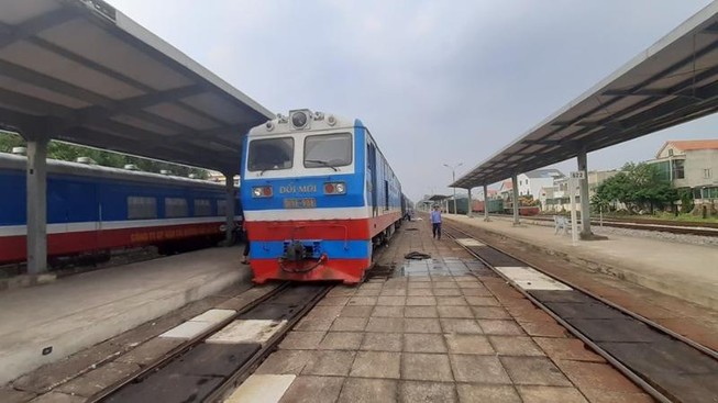 Chuyên gia nói về tư vấn Trung Quốc nghiên cứu làm đường sắt