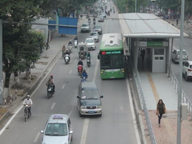 Hà Nội dừng hoạt động xe buýt đến 15-4