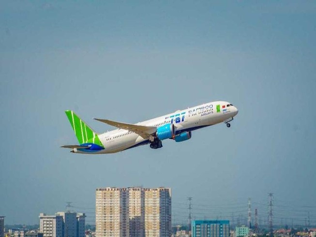 Yêu cầu dừng nhiều chuyến bay đi/đến Hà Nội, TP.HCM