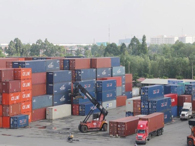 Bộ GTVT mở thêm cảng cạn ở Long Biên