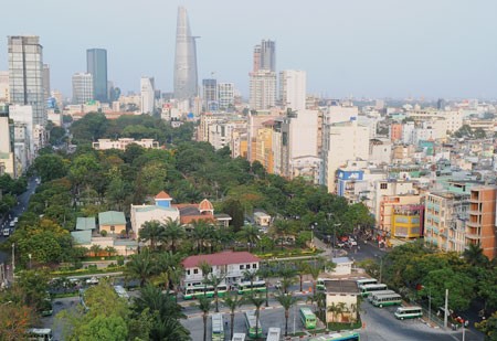 Giả danh cảnh sát, gây mê cướp xe