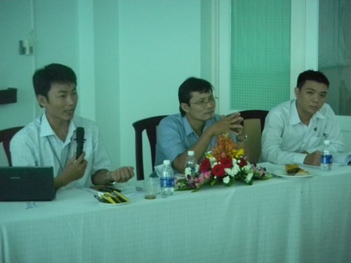 Người thầy không bao giờ điểm danh nhưng giảng đường đông nghẹt