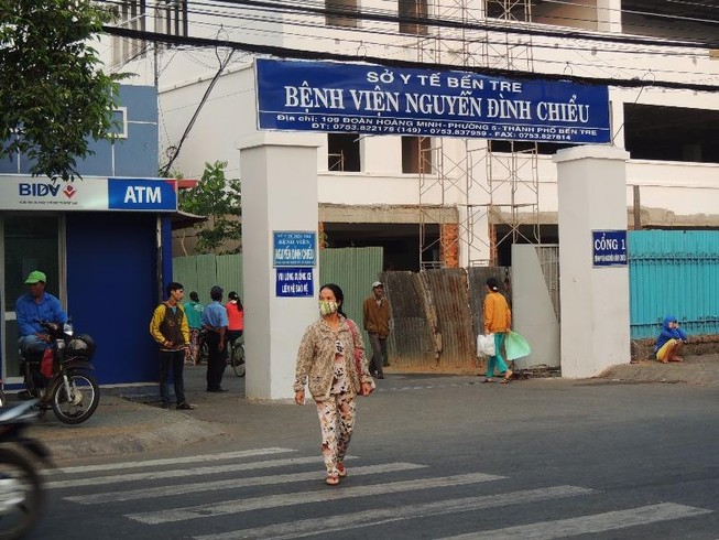 Bỏ quên gạc trong bụng bệnh nhân gần 6 năm trời