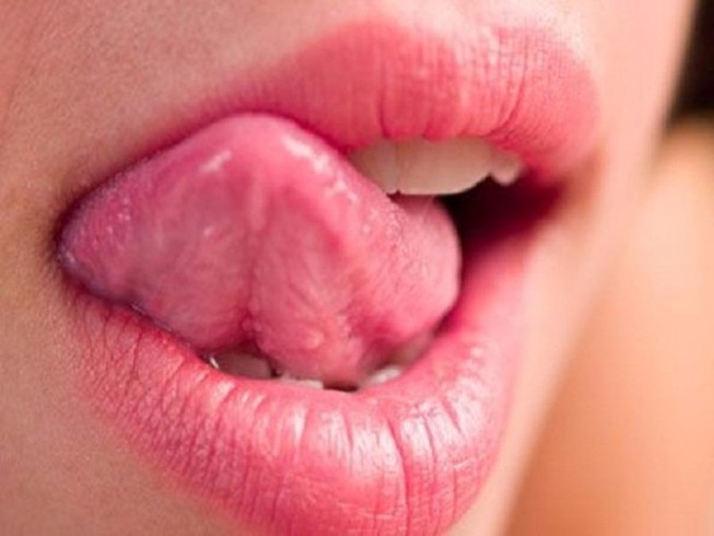 Bệnh lạ: Thấy vị ngọt trong miệng mỗi khi nghe tên sếp