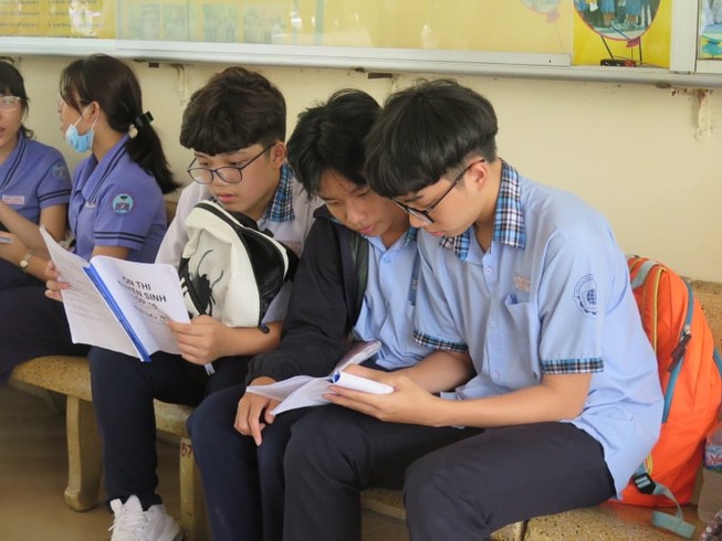 Tuyển sinh 10: Đón xem đề thi, gợi ý giải đề môn Ngoại ngữ