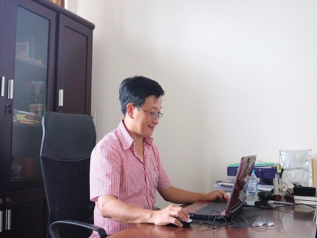 Doanh nhân viết status 'Cho thuê trai' để làm từ thiện