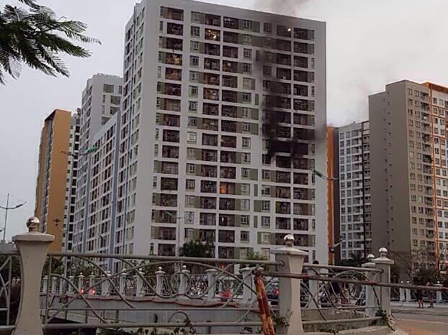 Sau vụ cháy chung cư Parc Spring: Đề xuất gắn thêm loa