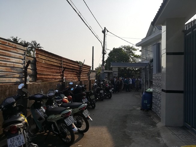 2 đứa bé mất cả bố lẫn mẹ trong vụ cháy 5 người chết ở quận 9