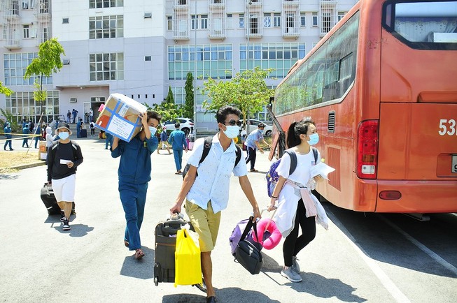 Hơn 2.000 người hoàn thành cách ly ở KTX ĐH Quốc gia TP.HCM