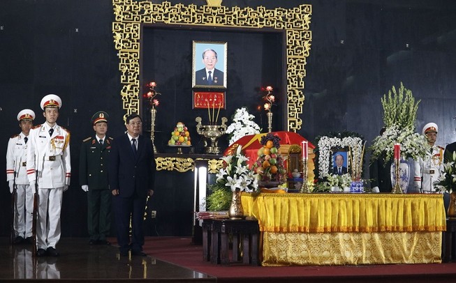 Xúc động những dòng tiễn biệt nhà tình báo Mười Hương