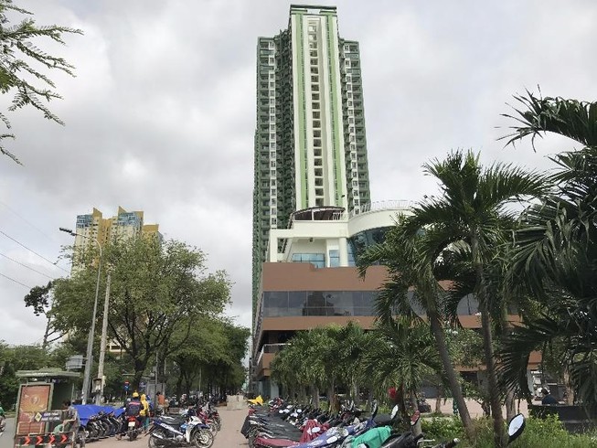 Thuận Kiều Plaza thoát kiếp “tòa nhà ma”