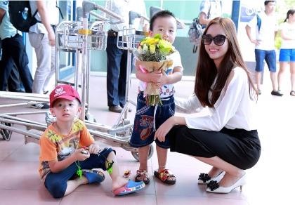 Dàn người đẹp ‘ngoại’ cuộc thi Hoa hậu Bản sắc Việt đổ bộ về nước 