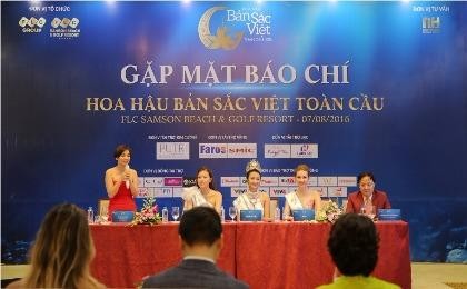 BTC Hoa hậu bản sắc Việt nói về nghi án lộ đề thi ứng xử