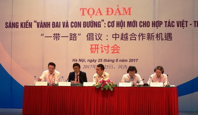 Học giả TQ đề xuất Việt - Trung 'quản lý tốt dư luận'