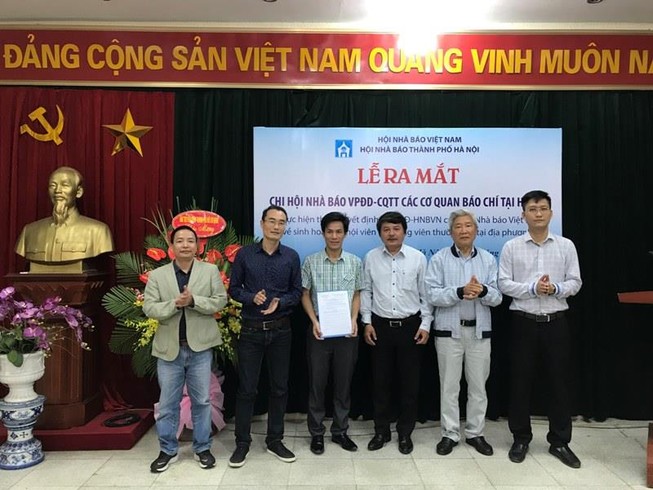 Ra mắt Chi hội nhà báo Văn phòng đại diện ở Hà Nội