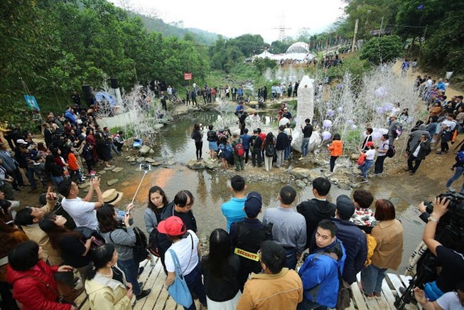 Tùng Dương phiêu ở Đáo xuân Festival của Đào Anh Khánh