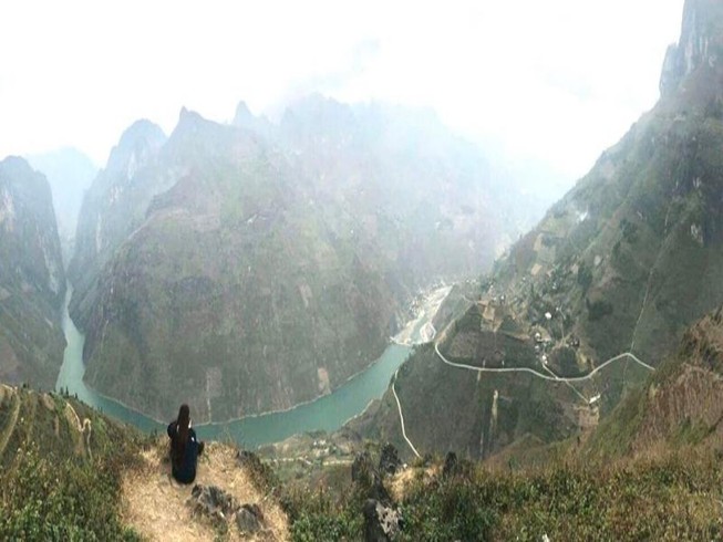Bất ngờ nhìn mỏm đá trên Mã Pì Lèng thời chưa có Panorama