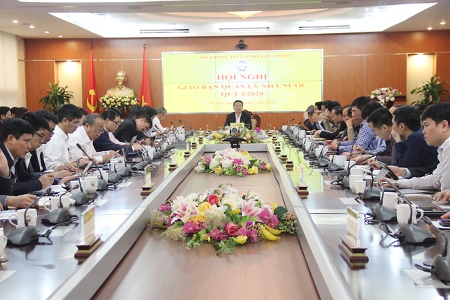 Việt Nam phổ cập 100% điện thoại thông minh đến dân