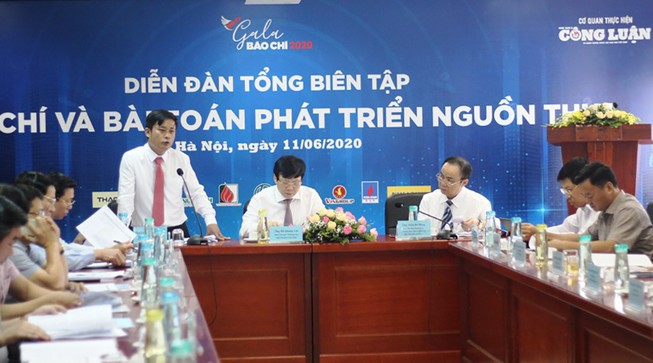 Báo chí cần hướng tới việc thu phí đọc trên online