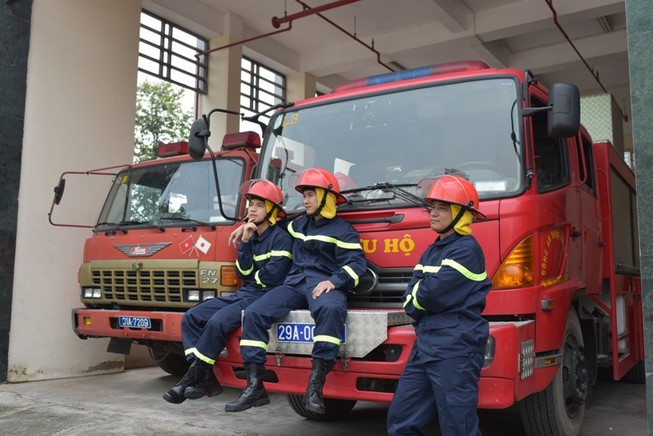 ‘Lửa ấm’ – Tiết lộ chuyện nghề lính cứu hỏa ở Việt Nam