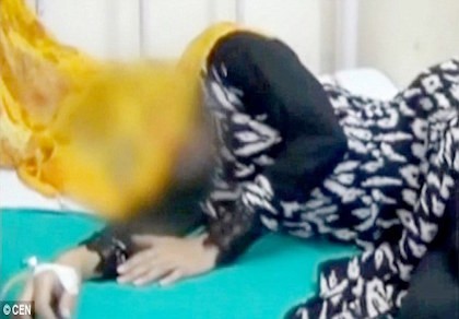5 gã đàn ông cưỡng hiếp tập thể nạn nhân cũ để trả thù