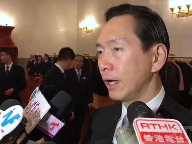 Hong Kong: ‘Hãy cho bà Carrie Lam một cơ hội’