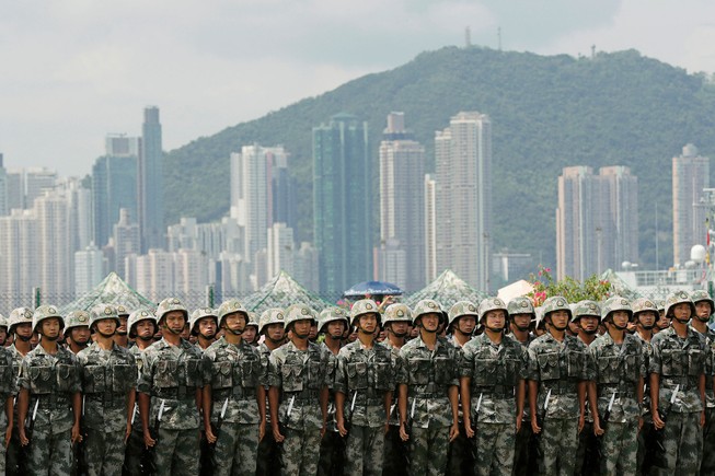 Trung Quốc âm thầm tăng gấp đôi quân số ở Hong Kong?