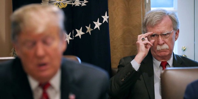 Ông John Bolton sẽ tham gia điều tra luận tội ông Trump?