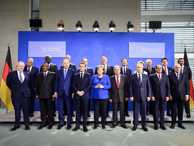 Lãnh đạo tất cả các bên tham gia hội nghị Berlin về hòa bình ở Libya ngày 19-1. Ảnh: KREMLIN.RU