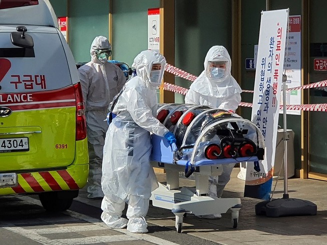 Tính đến sáng 21-2, Hàn Quốc ghi nhận 156 ca nhiễm virus COVID-19. Ảnh: YONHAP