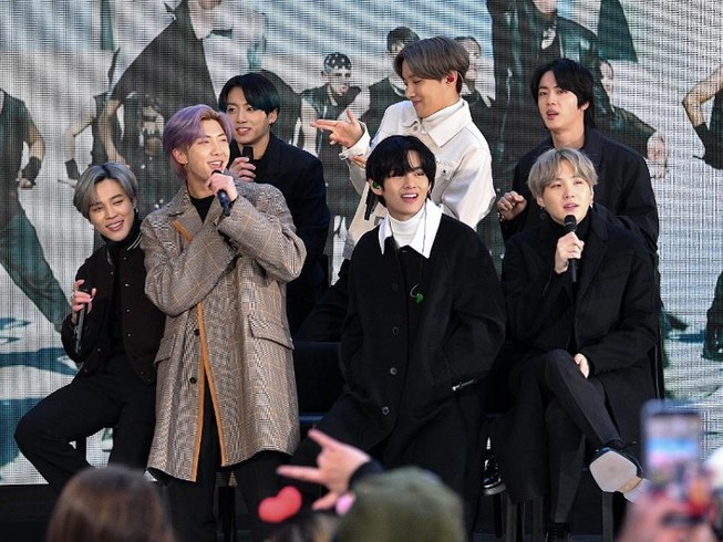Nhóm nhạc BTS hủy chương trình biểu diễn "Map of the Soul Tour - Seoul Concert" vì dịch COVID-19. Ảnh: FORBES