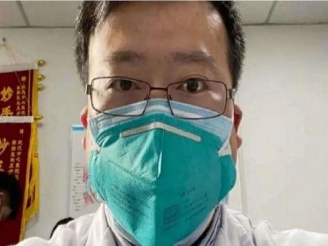 Bác sĩ Lý Văn Lượng được cho là "người hùng" trong việc cảnh báo về sự lây lan của dịch COVID-19 khi mới bùng phát. Ảnh: SOUTH CHINA MORNING POST