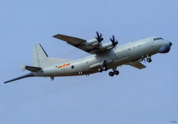Máy bay Y-8 của Trung Quốc. Ảnh: GETTY IMAGES