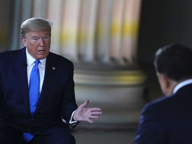 Tổng thống Donald Trump trả lời phỏng vấn của đài Fox News ngày 3-5. Ảnh: FOX NEWS