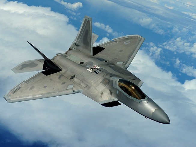 Một chiếc máy bay chiến đấu thế hệ 5 F-22 Raptor của Không quân Mỹ. Ảnh: FLICKR