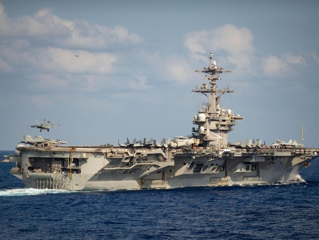 Nhóm tác chiến tàu sân bay USS Theodore Roosevelt ở Ấn Độ Dương-Thái Bình Dương hồi tháng 3. Ảnh: HẢI QUÂN MỸ