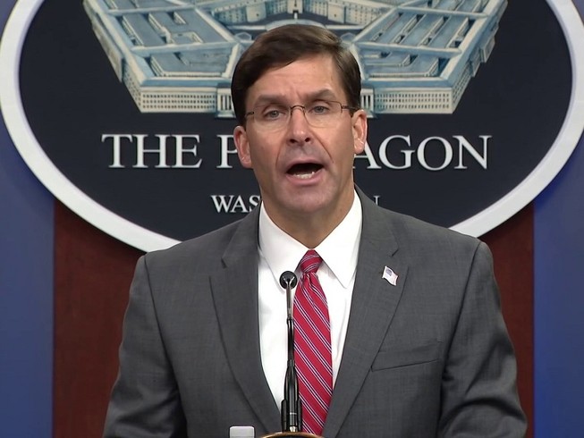 Bộ trưởng Quốc phòng Mỹ Mark Esper trả lời báo giới tại Lầu Năm Góc hôm 3-6. Ảnh: CNBC