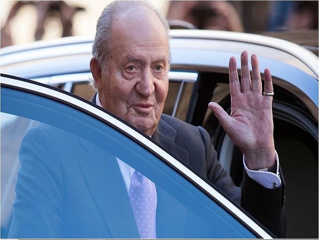 Cựu vương Juan Carlos của Tây Ban Nha đã trị vì ngai vàng trong 39 năm trước khi thoái vị năm 2014. Ảnh: AFP