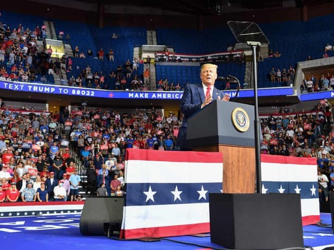 Đương kim Tổng thống Mỹ Donald Trump phát biểu vận động tranh cử tại TP Tulsa ngày 20-6. Ảnh: AFP