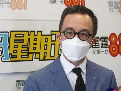 Giáo sư Gabriel Leung - trưởng khoa y Đại học Hong Kong - cho biết số người nhiễm từ một bệnh nhân COVID-19 đã tăng lên bốn người.