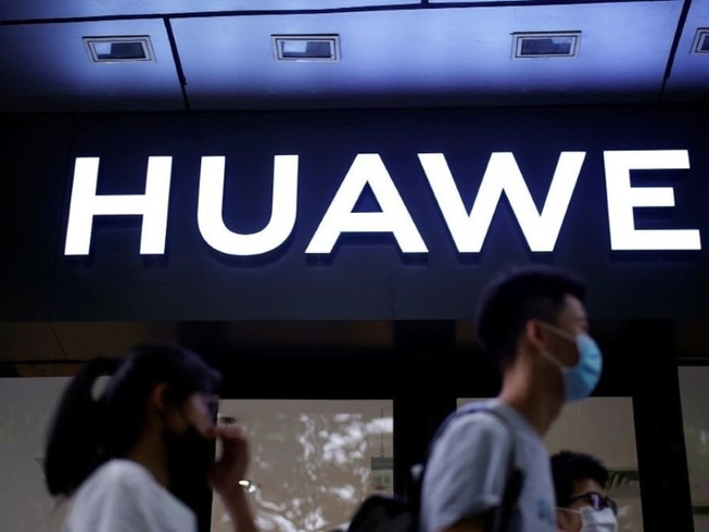 Môt cửa hàng của Huawei đặt tại TP Manchester, Anh (Ảnh chụp vào tháng 6-2019). Ảnh: AP
