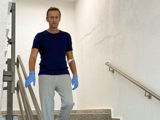 Ông Navalny hiện đang được chăm sóc tại bệnh viện Charite, Berlin, Đức và đã dần hồi phục.