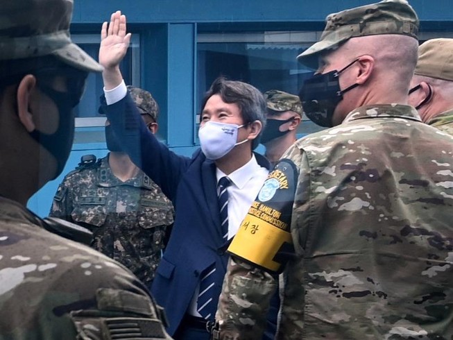 Bộ trưởng Thống nhất Hàn Quốc Lee In-young. Ảnh: THE KOREA HERALD