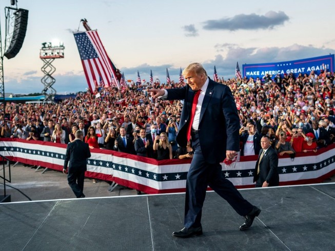 Tổng thống Donald Trump trong một cuộc vận động tranh cử ở bang Georgia hồi tháng 9. Ảnh: THE NEW YORK TIMES