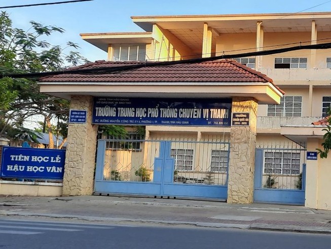 Thông tin mới về học sinh bị sốt do viêm họng ở Hậu Giang