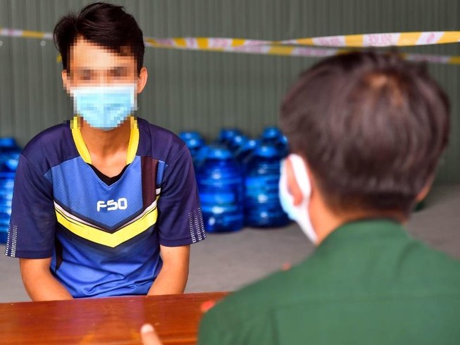 Kiên Giang: Vì trốn về nhà nên mẹ và vợ cùng cách ly luôn